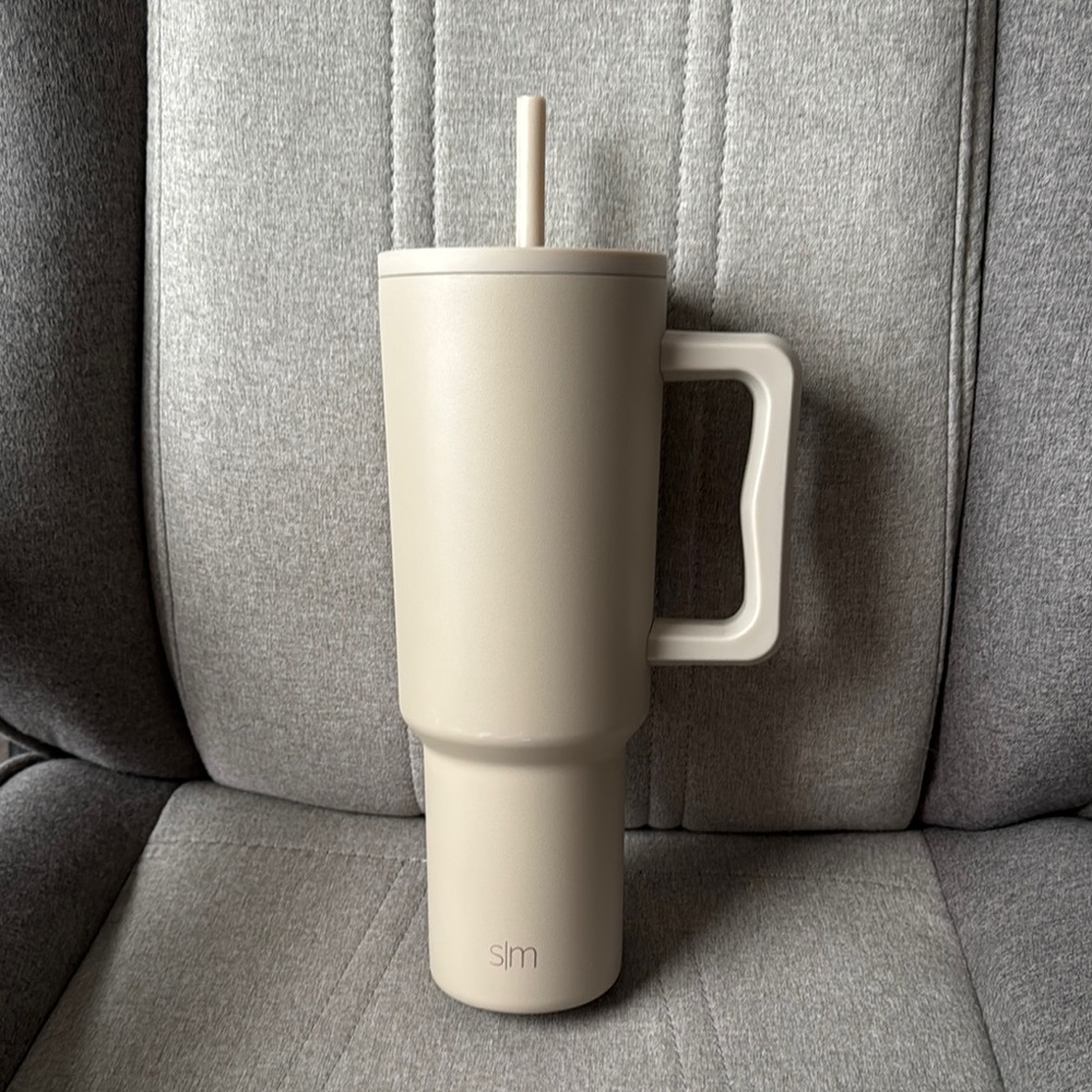Simple Modern 40 oz tumbler